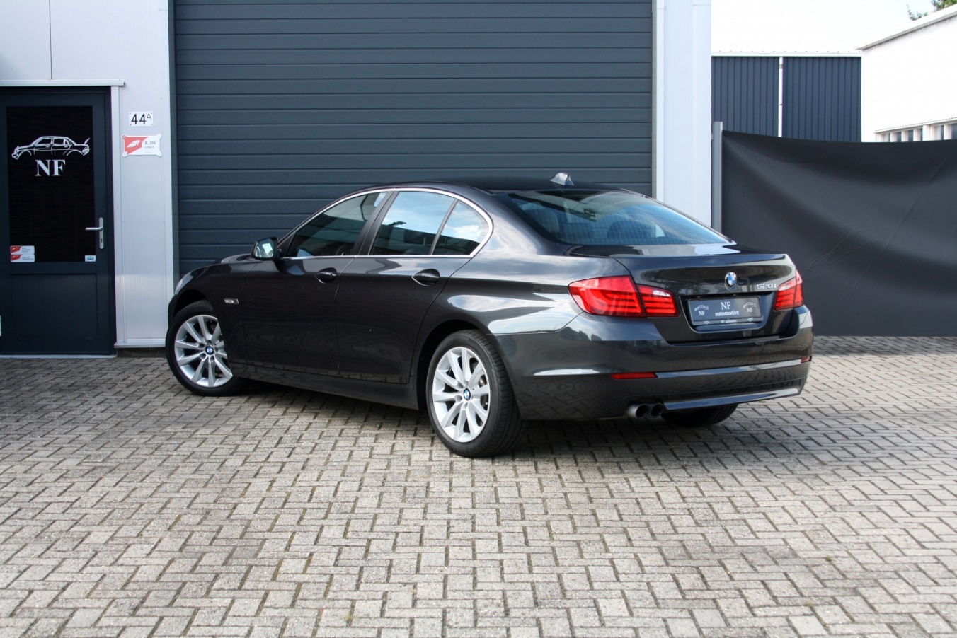El equilibrio perfecto entre elegancia alemana y eficiencia en Colombia: Análisis a fondo del BMW 520i F10 — foto 2