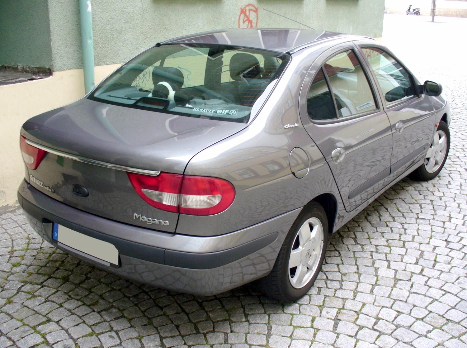 El pulso de una época dorada: La historia íntima del Renault Mégane 1 — foto 3